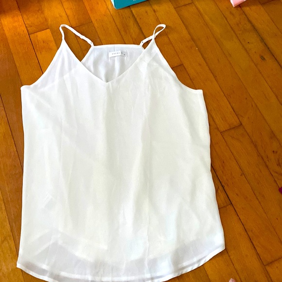 Flowy white tank top - Picture 1 of 1